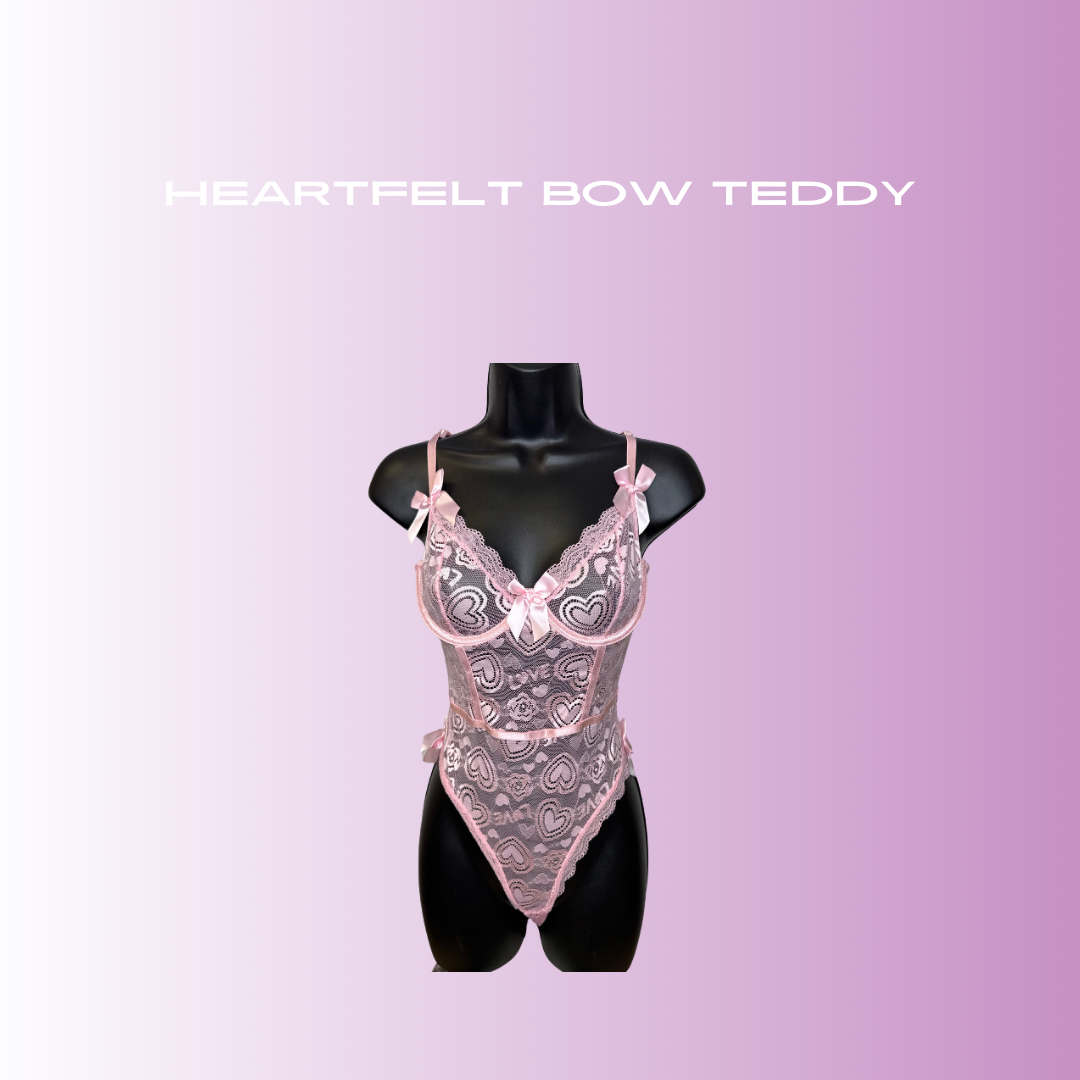 "Heartfelt Bow Teddy"